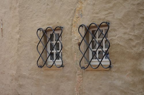 window grid wall