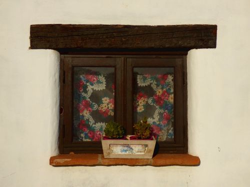 window house wooden