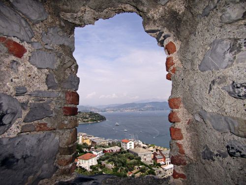 window sea vista