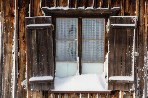 window winter snow