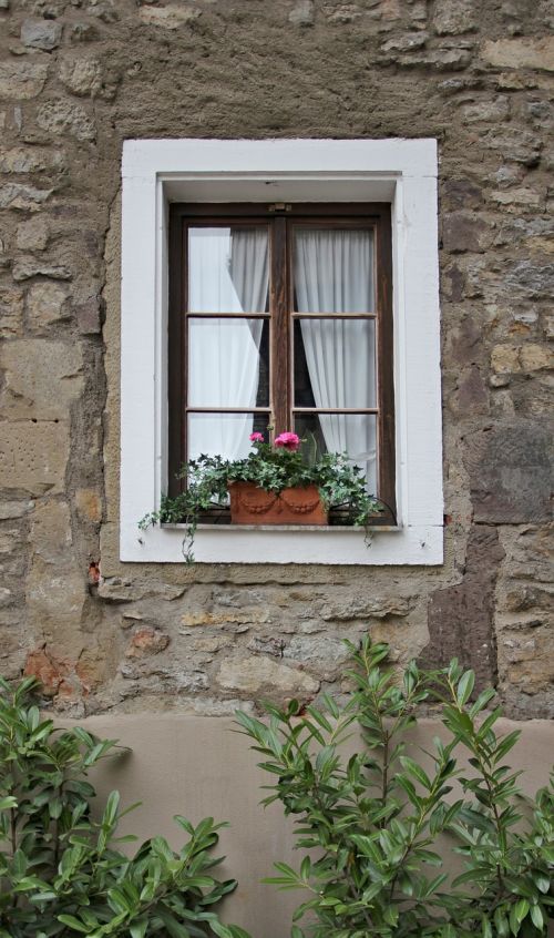 window old romance