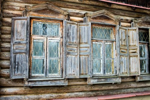 window old wood