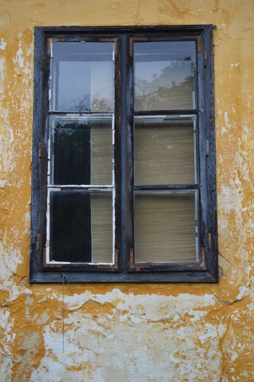window old farmhouse