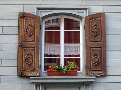 window shutter wood