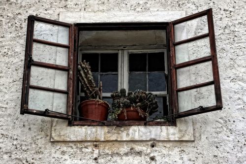 window old old window