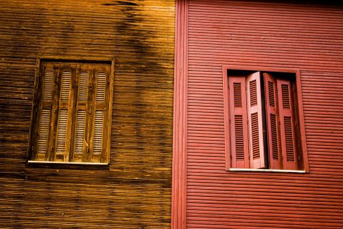 windows tilted architecture