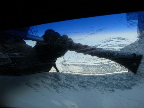 windshield cold scratching