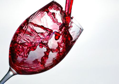 wine splash glass