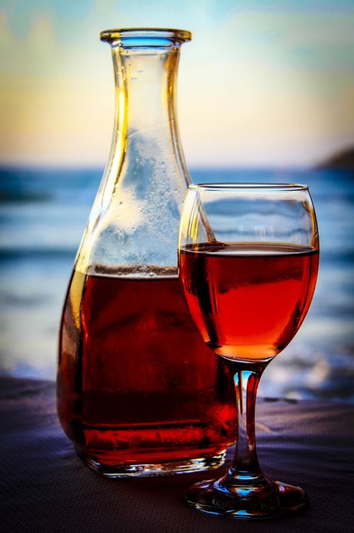 wine glass glass of wine