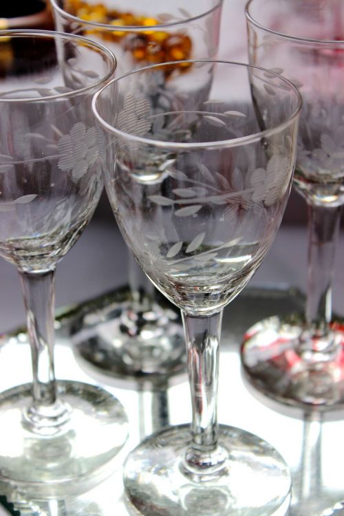 wine glass crystal engraving