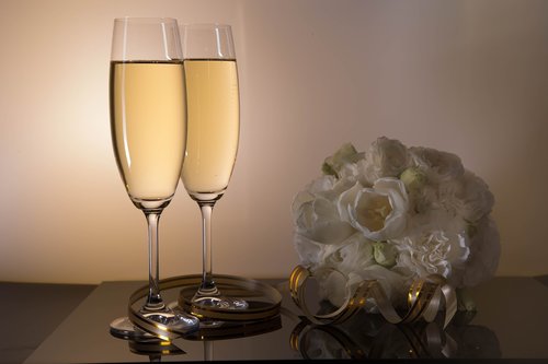 wine glasses  champagne  bouquet
