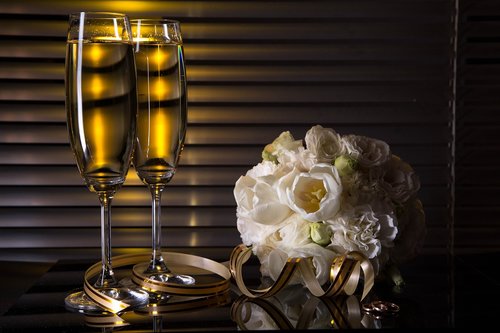 wine glasses  champagne  bouquet