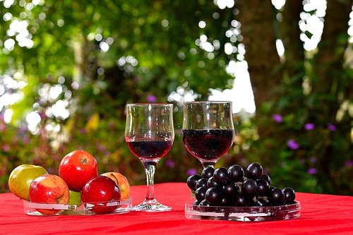 wine grape  apple  romance