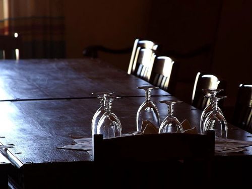 wineglasses glasses table