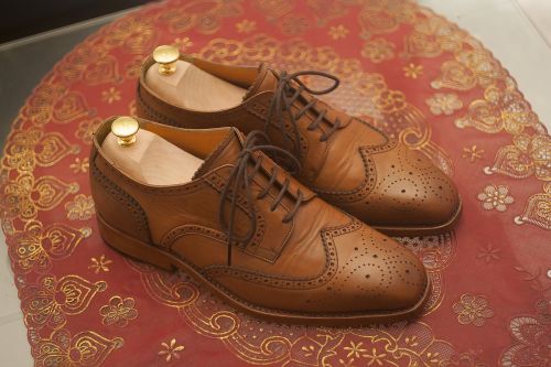 wingtip dress shoes leather shoes
