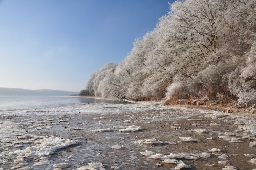 winter water frost