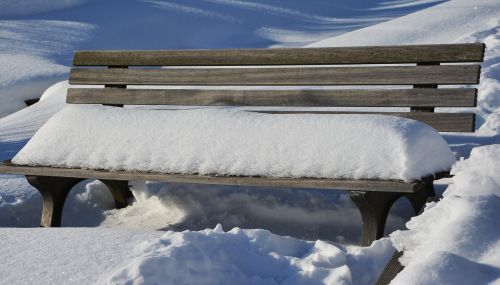 winter snow bank