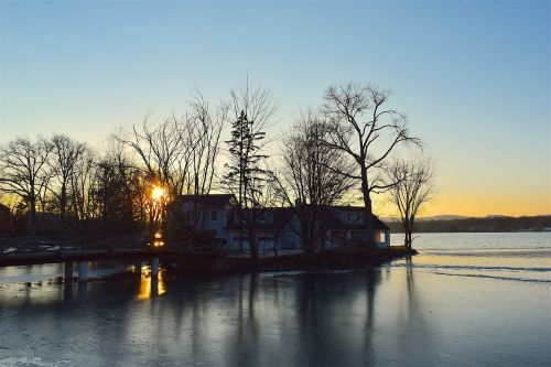 winter lake sun