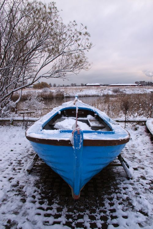 winter boat snow