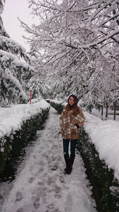 winter snowy posing girl