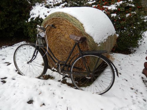 winter bike snow