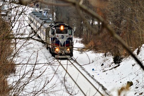 winter train the train path