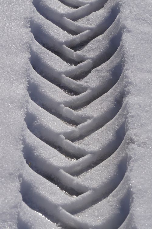 winter snow tire tracks