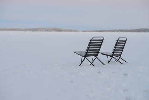winter  snow  chairs