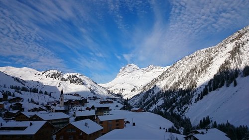 winter  snow  mountains