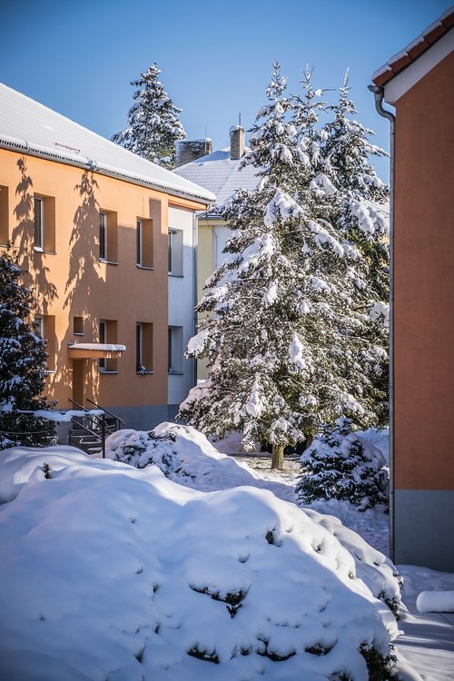 winter  snow  housing estate