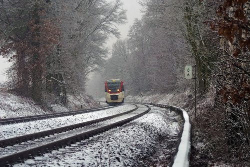 winter  snow  train