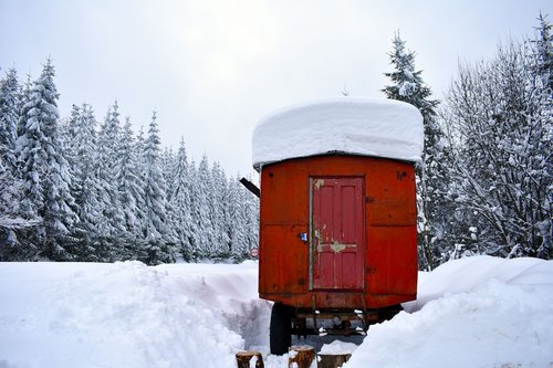 winter  road  cabin