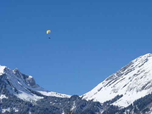 winter paraglider parachute