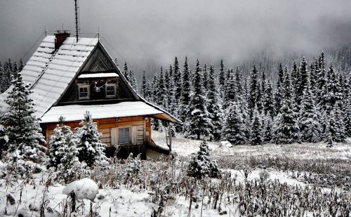 winter cabin house
