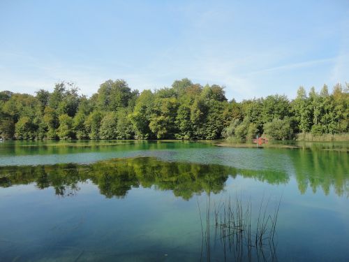 wöhr lake mirroring water