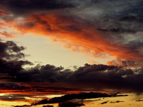 wolkenspiel evening sky twilight