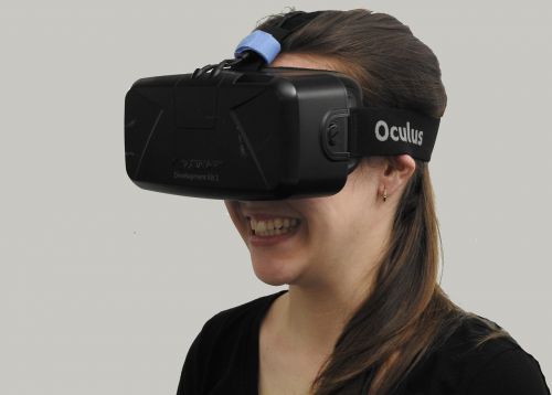 woman vr virtual reality