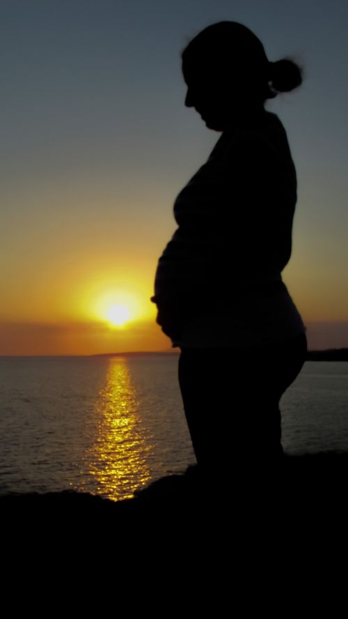 woman pregnant pregnancy