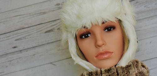 woman cap winter