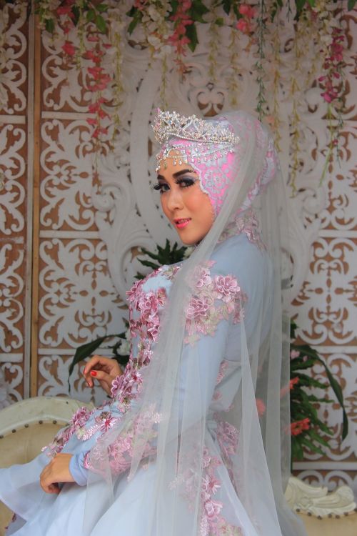 woman portrait wedding dress