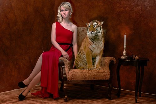 woman  tiger  room
