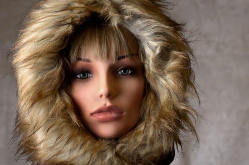 woman  winter  cap