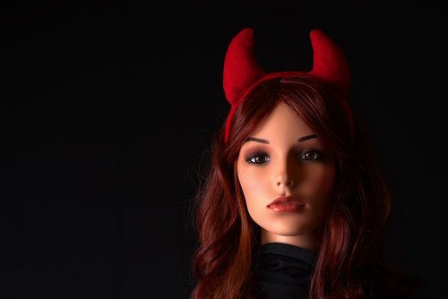 woman  devil  horns