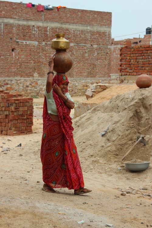 woman work india
