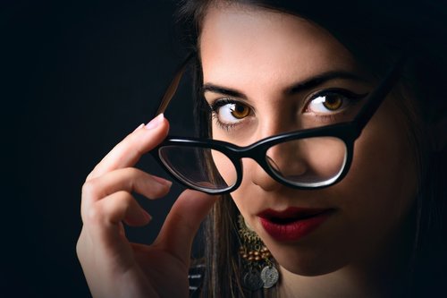 women  glasses  face