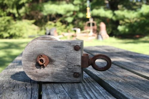 wood wooden pulley wooden table