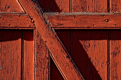 wood red barn