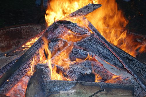 wood flames fire