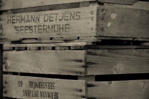 wooden box fruit apple