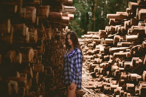 woods woman girl